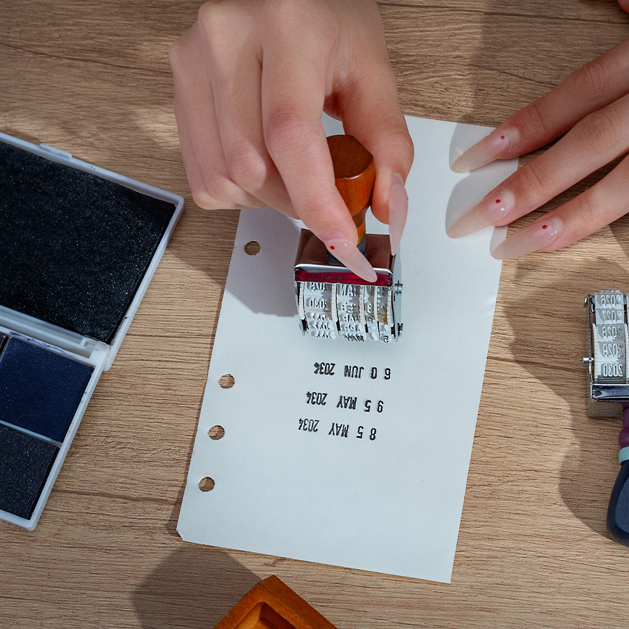 1Pcs Retro Wooden Roller Date  - Rubber Date Stamp ulasan dan harga